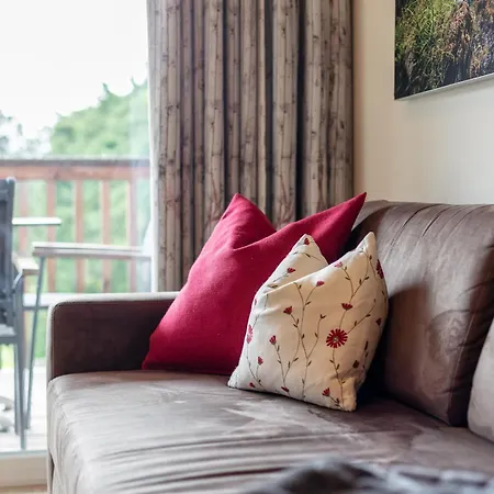 Apartment Apart33 2-13 *