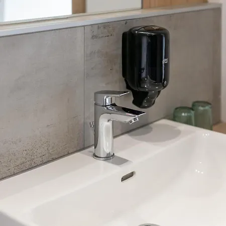 Apart33 2-13 Apartamento