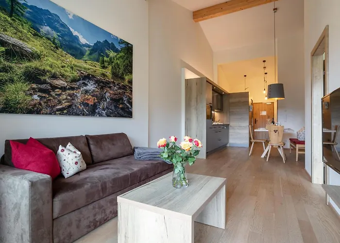 Apart33 2-13 Apartment *